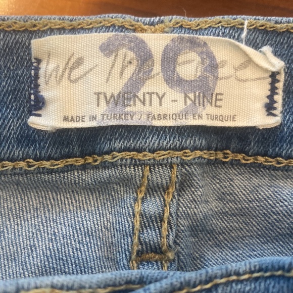 Womens We the Free Free People jeans distressed beat to hell ripped jeans - Picture 8 of 10